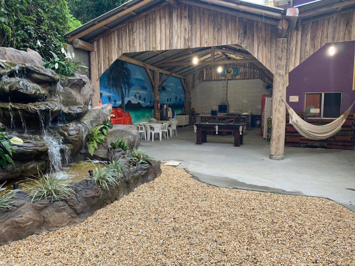 Cabanas Hostel & Suites Balneario Camboriu Exterior photo